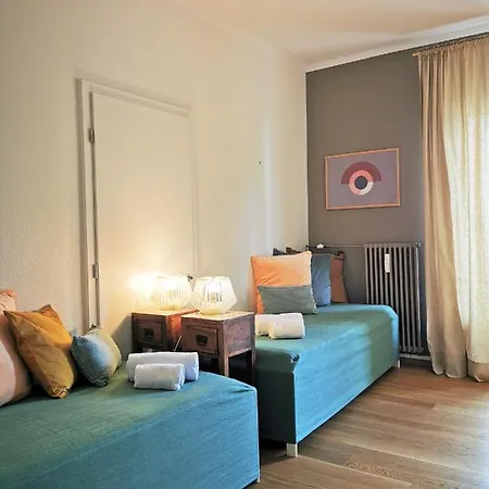 Very Spacious Big Terrasse In The Center Near The Train Station
